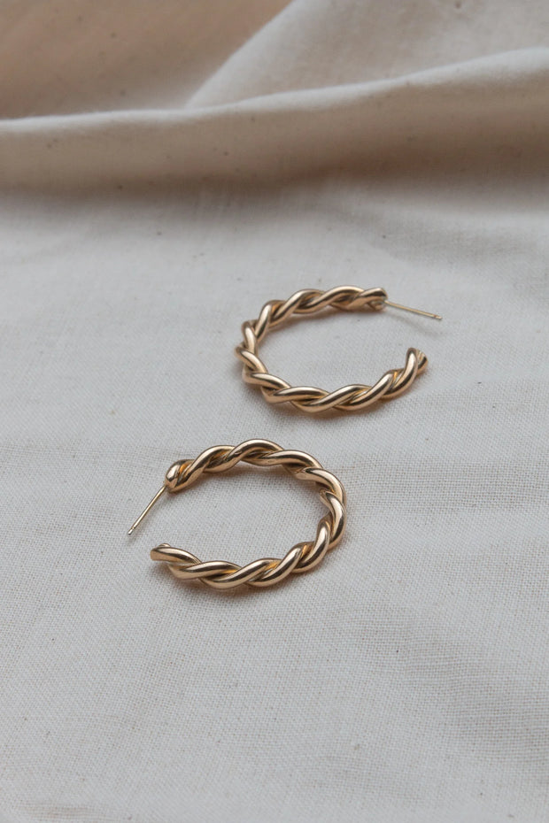 Zinga Hoop Earrings - 14K gold