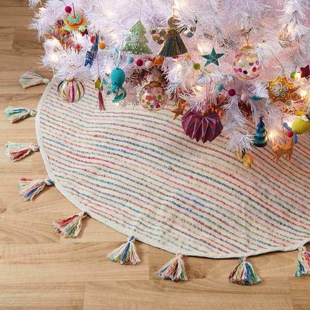Cheerful Remnant Tree Skirt
