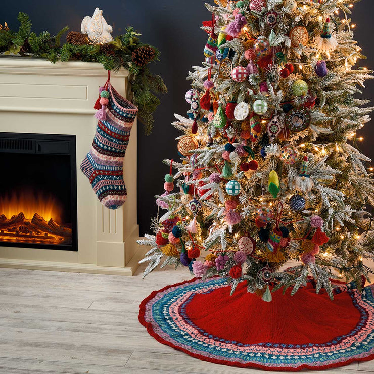 Folklore Knit Tree Skirt - Mango & Main