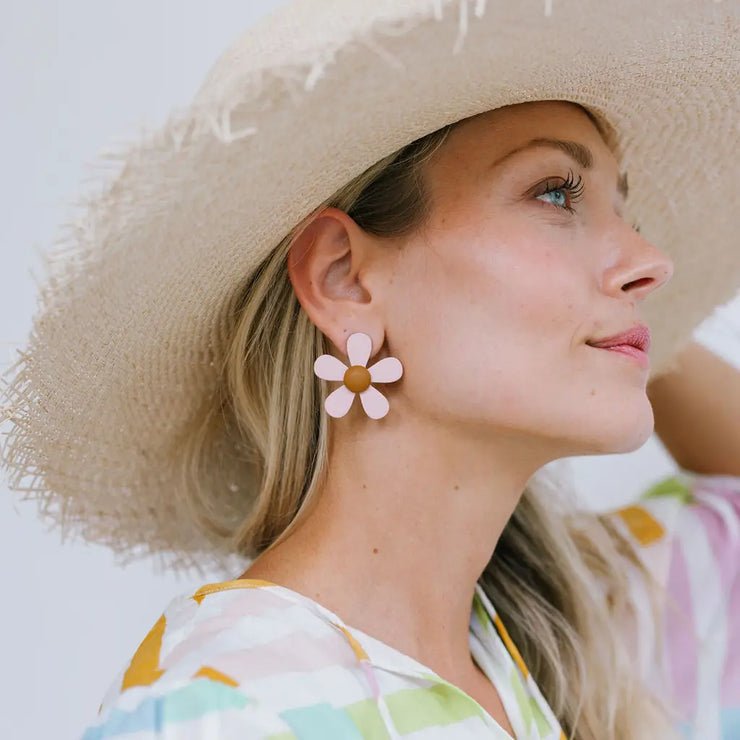 Blush Flower Earrings - Mango + Main