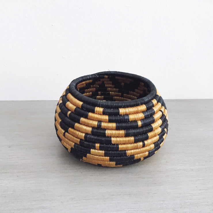 Woven Pinch Pot