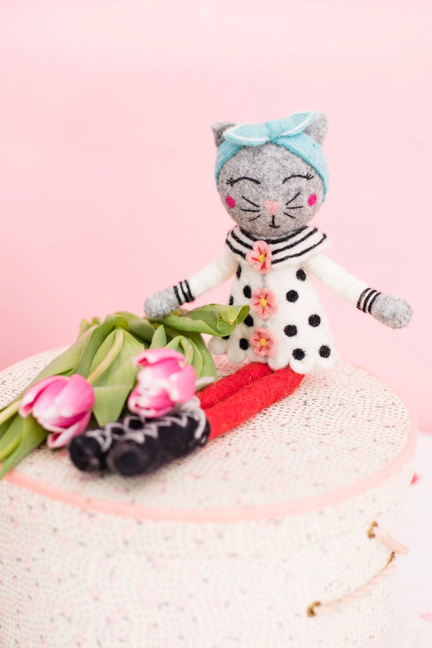 Sophia the Cat Animal Friend