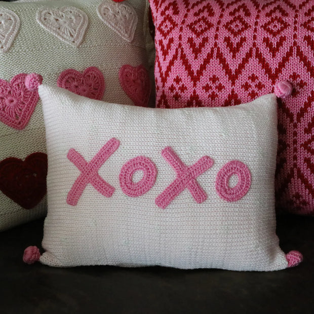 XOXO Mini Pillow- Pink