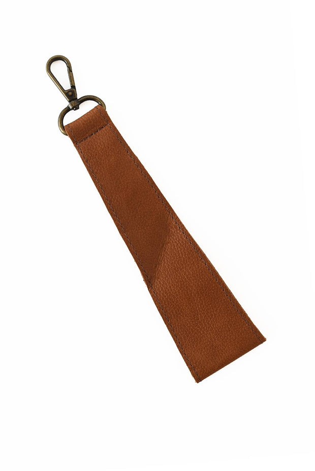 Angled Wristlet Strap - Cognac