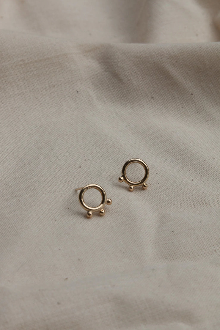 Zovu Stud Earrings - 14K gold