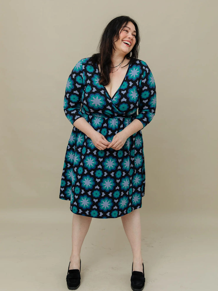 Callie Long Sleeve Wrap Dress - Mod Tea -XS